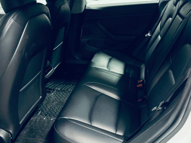 5YJ3E7EB7KF419596 2019 TESLA MODEL 3-5