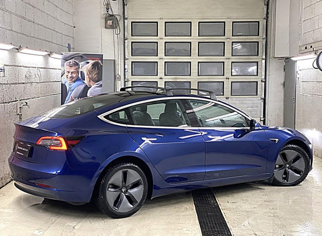 null 2019 TESLA MODEL 3-4