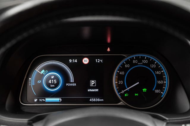 2020 NISSAN LEAF - 16