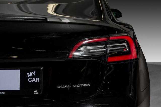 2021 TESLA MODEL 3 - 9