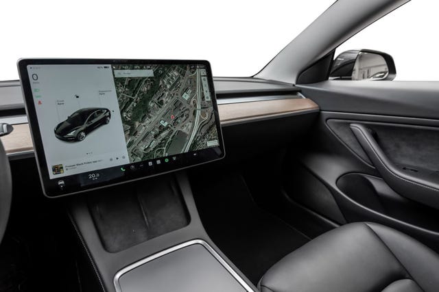 2021 TESLA MODEL 3 - 23