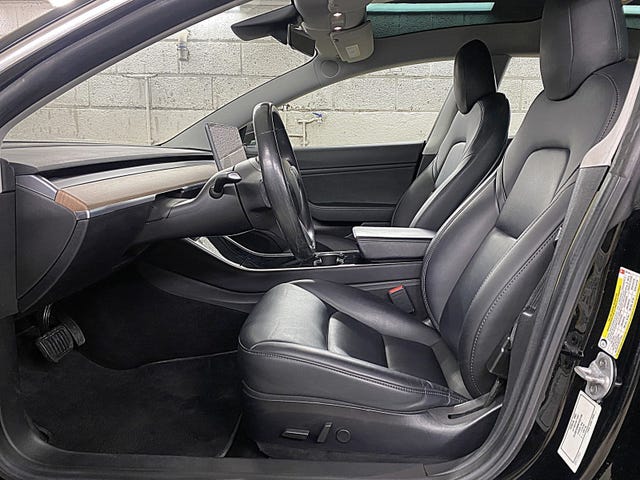 2019 TESLA MODEL 3 - 8