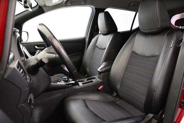2020 NISSAN LEAF - 9