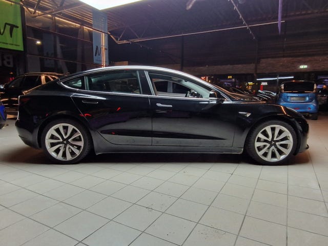 5YJ3E7EB8KF341698 2019 TESLA MODEL 3-4