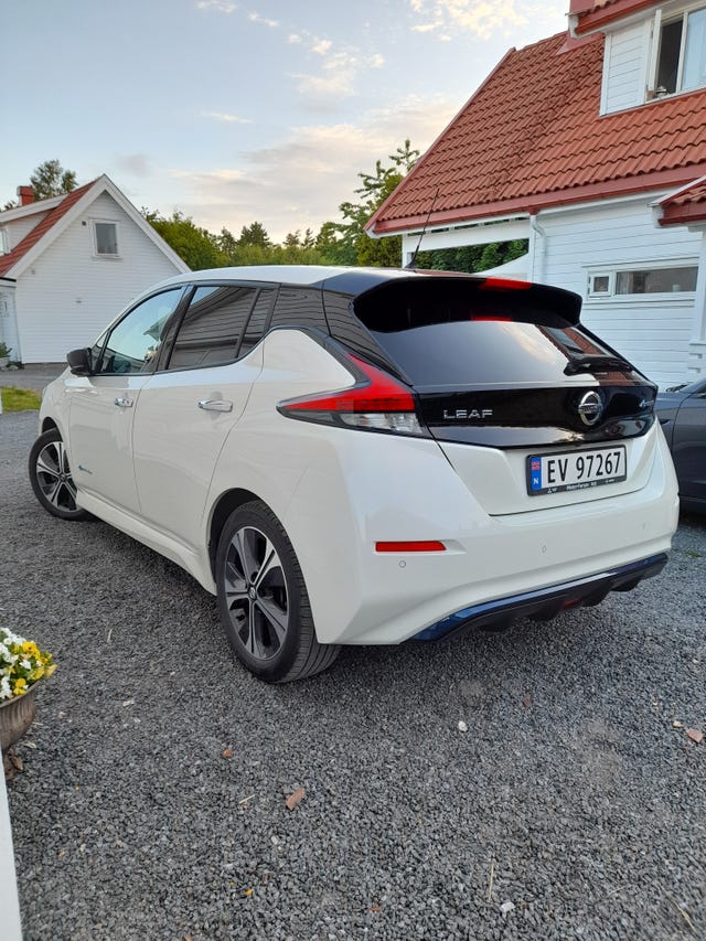SJNFAAZE1U0053684 2019 NISSAN LEAF-2