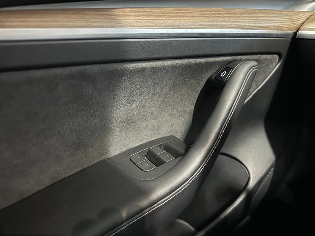2021 TESLA MODEL 3 - 40
