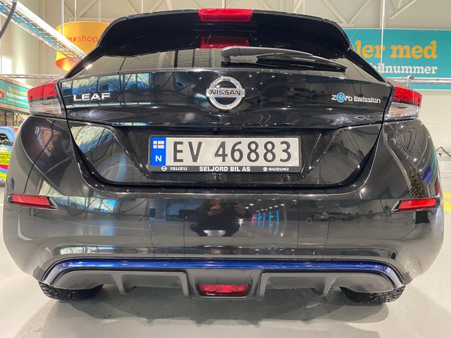 2019 NISSAN LEAF - 8