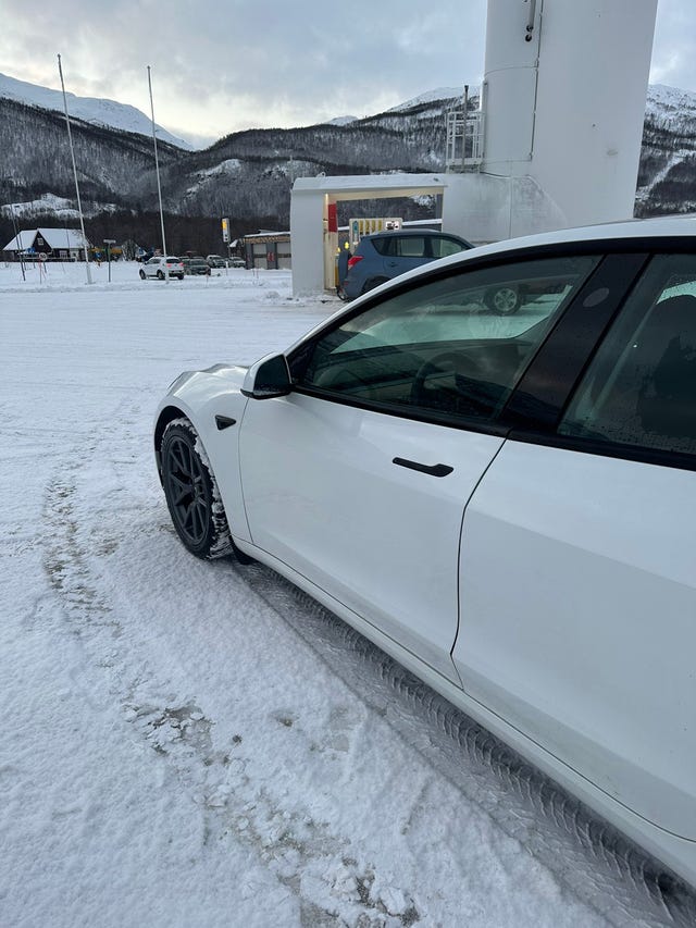 2021 TESLA MODEL 3 - 9