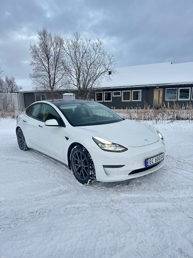 5YJ3E7EB3MF940852 2021 TESLA MODEL 3-0