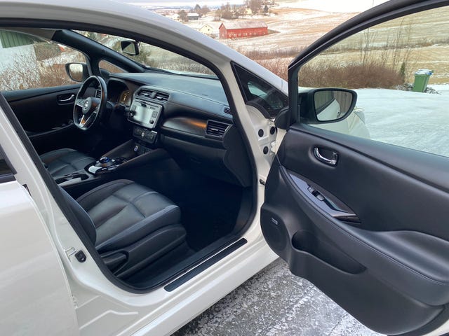 2019 NISSAN LEAF - 15