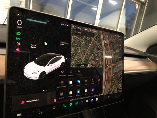 2021 TESLA MODEL 3 - 39