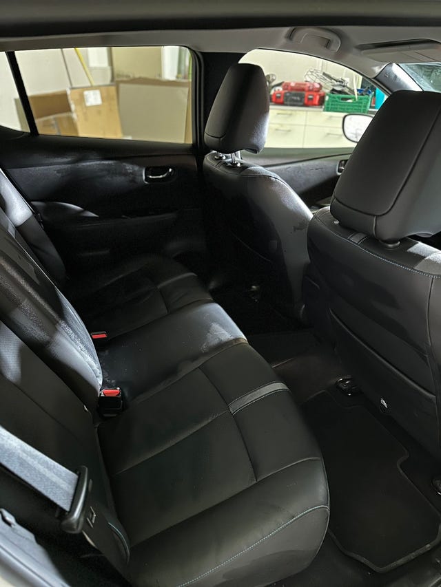 2019 NISSAN LEAF - 27