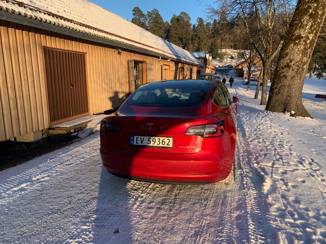 2019 TESLA MODEL 3 - 9