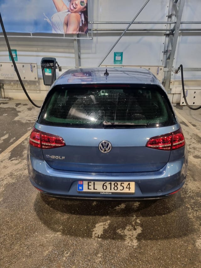 2015 VOLKSWAGEN GOLF - 19