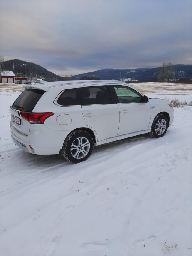 JMBXDGG3WLZ000601 2020 MITSUBISHI OUTLANDER-3
