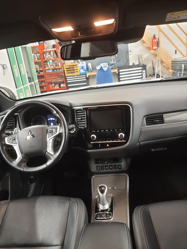 2020 MITSUBISHI OUTLANDER - 15