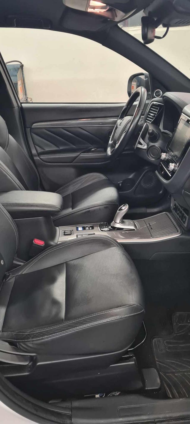 2020 MITSUBISHI OUTLANDER - 18