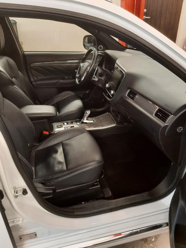 2020 MITSUBISHI OUTLANDER - 16