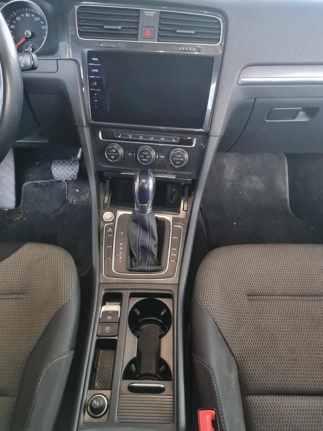 2019 VOLKSWAGEN GOLF - 14