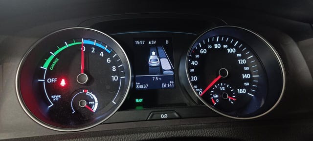 2015 VOLKSWAGEN GOLF - 11