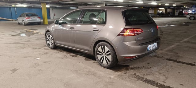 2015 VOLKSWAGEN GOLF - 8