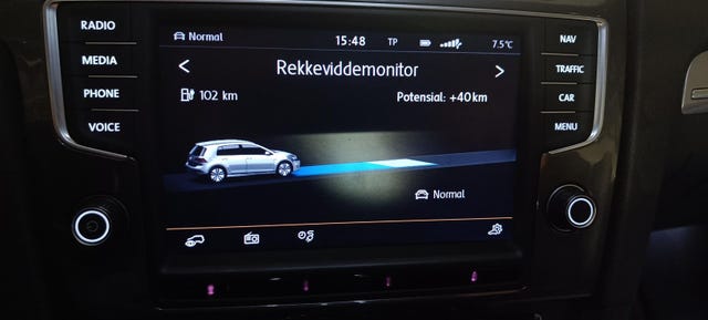 2015 VOLKSWAGEN GOLF - 9