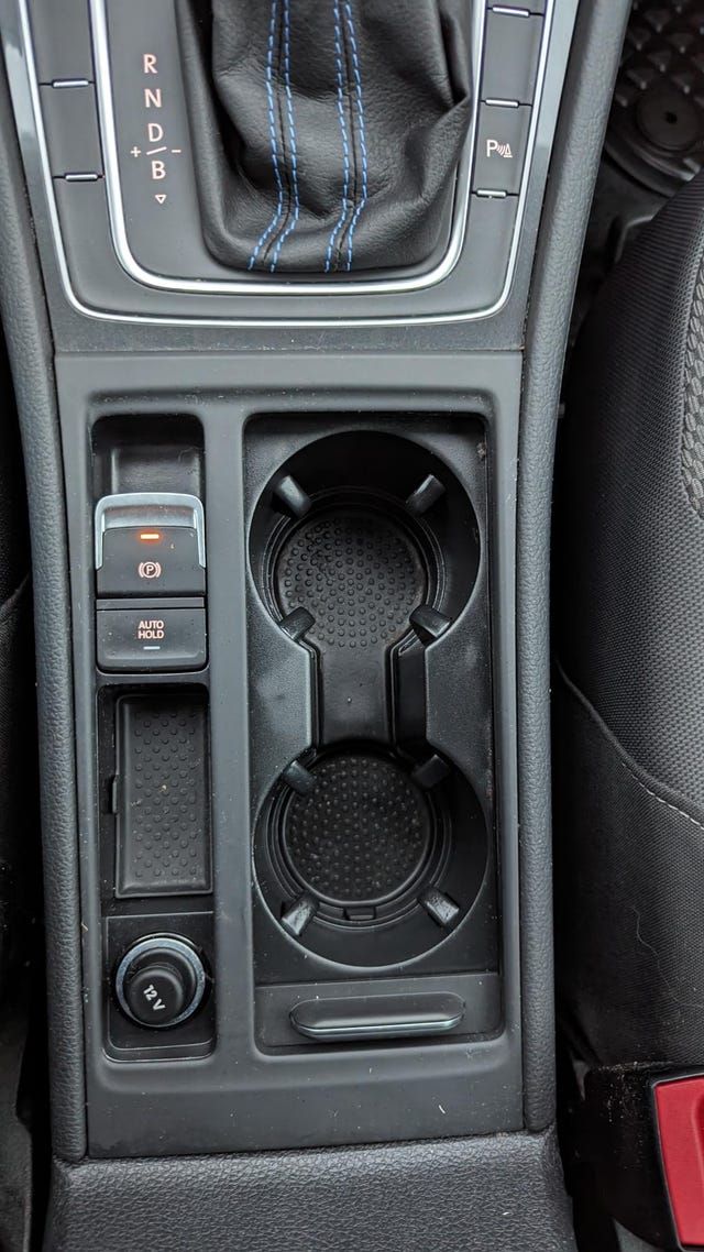 2018 VOLKSWAGEN GOLF - 18