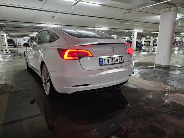 2019 TESLA MODEL 3 - 10