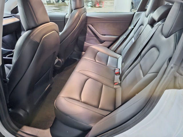 2019 TESLA MODEL 3 - 16