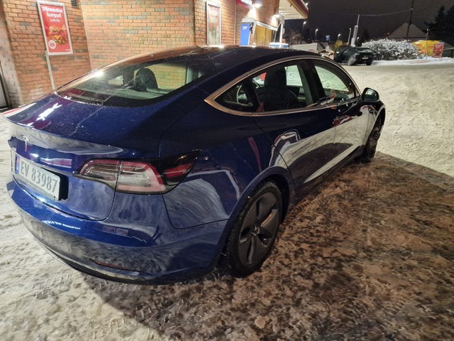 5YJ3E7EA6KF370706 2019 TESLA MODEL 3-4