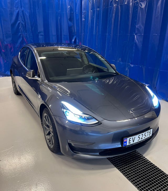 5YJ3E7EB0KF206019 2019 TESLA MODEL 3-0