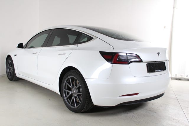 5YJ3E7EB9KF343413 2019 TESLA MODEL 3-4