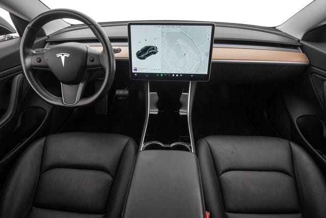 2019 TESLA MODEL 3 - 11