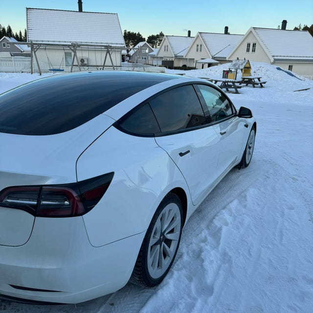 5YJ3E7EB4MF944649 2021 TESLA MODEL 3-4