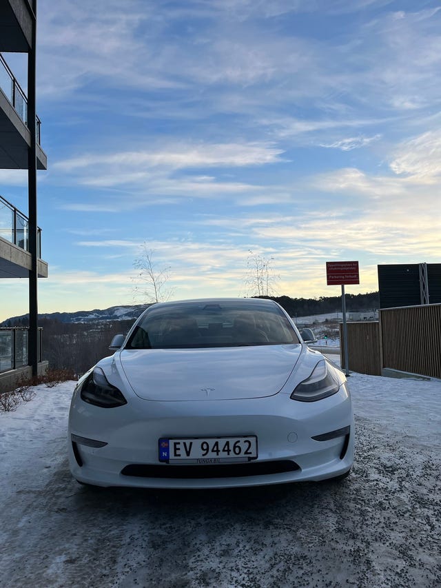 5YJ3E7EB4KF458100 2019 TESLA MODEL 3-1