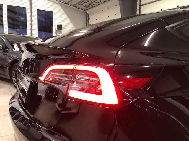 2021 TESLA MODEL 3 - 10