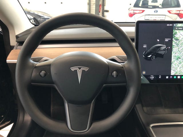 2021 TESLA MODEL 3 - 28