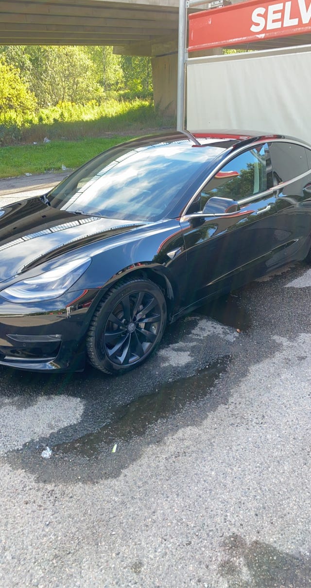 2019 TESLA MODEL 3 - 8