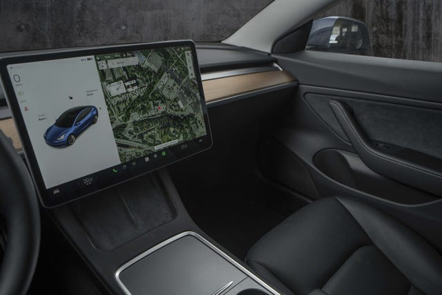 2021 TESLA MODEL 3 - 8
