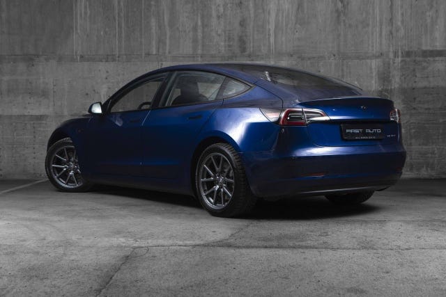 5YJ3E7EB9MF824409 2021 TESLA MODEL 3-2