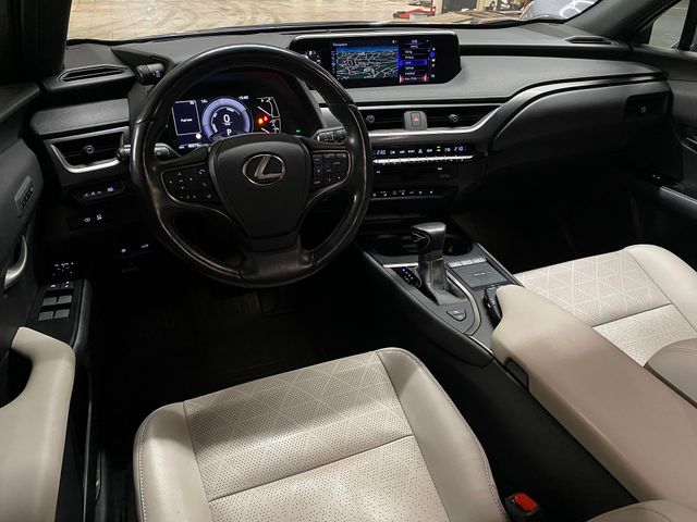 2019 LEXUS UX - 26