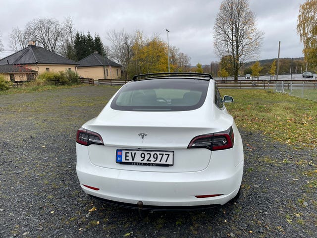 5YJ3E7EA8KF370982 2019 TESLA MODEL 3-2