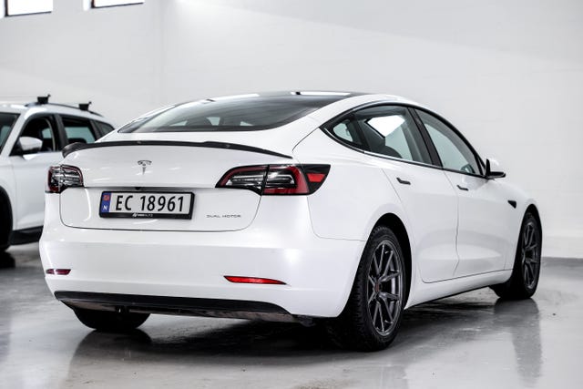 2021 TESLA MODEL 3 - 12