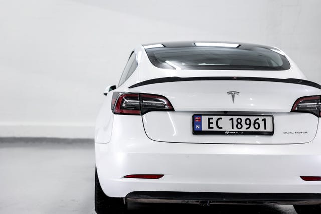 2021 TESLA MODEL 3 - 14