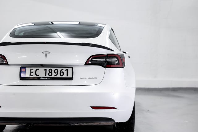 2021 TESLA MODEL 3 - 13
