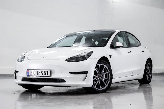 5YJ3E7EB8MF844408 2021 TESLA MODEL 3-0