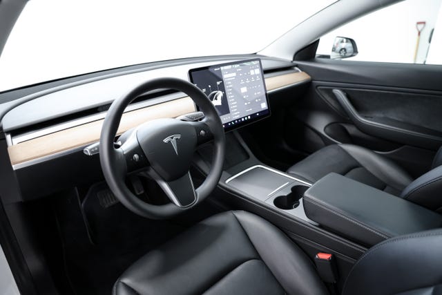 2021 TESLA MODEL 3 - 24
