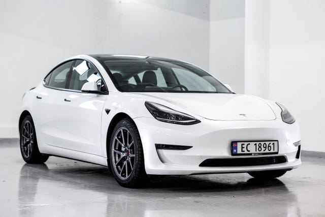 2021 TESLA MODEL 3 - 8