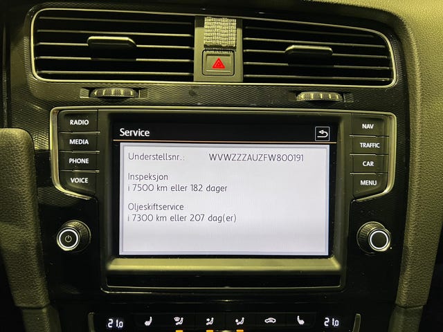 2015 VOLKSWAGEN GOLF - 18