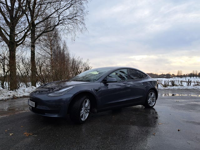 5YJ3E7EB2KF343057 2019 TESLA MODEL 3-3